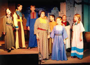 bfua9906l.JPG (77774 bytes)