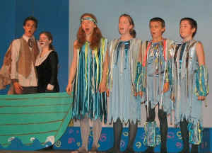 oppgreenboatl.jpg (66994 bytes)