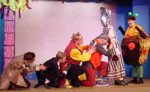 opppfrsl.jpg (48610 bytes)