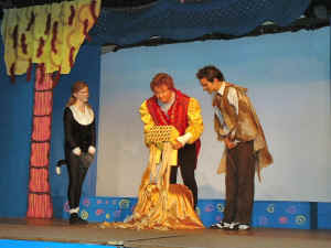 opqwhoneyl.jpg (56647 bytes)